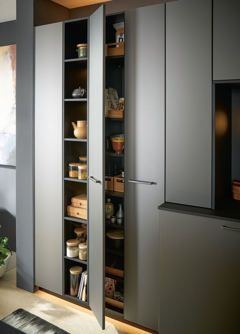 Schueller_Smartglas_L-Kueche_Titangrau
