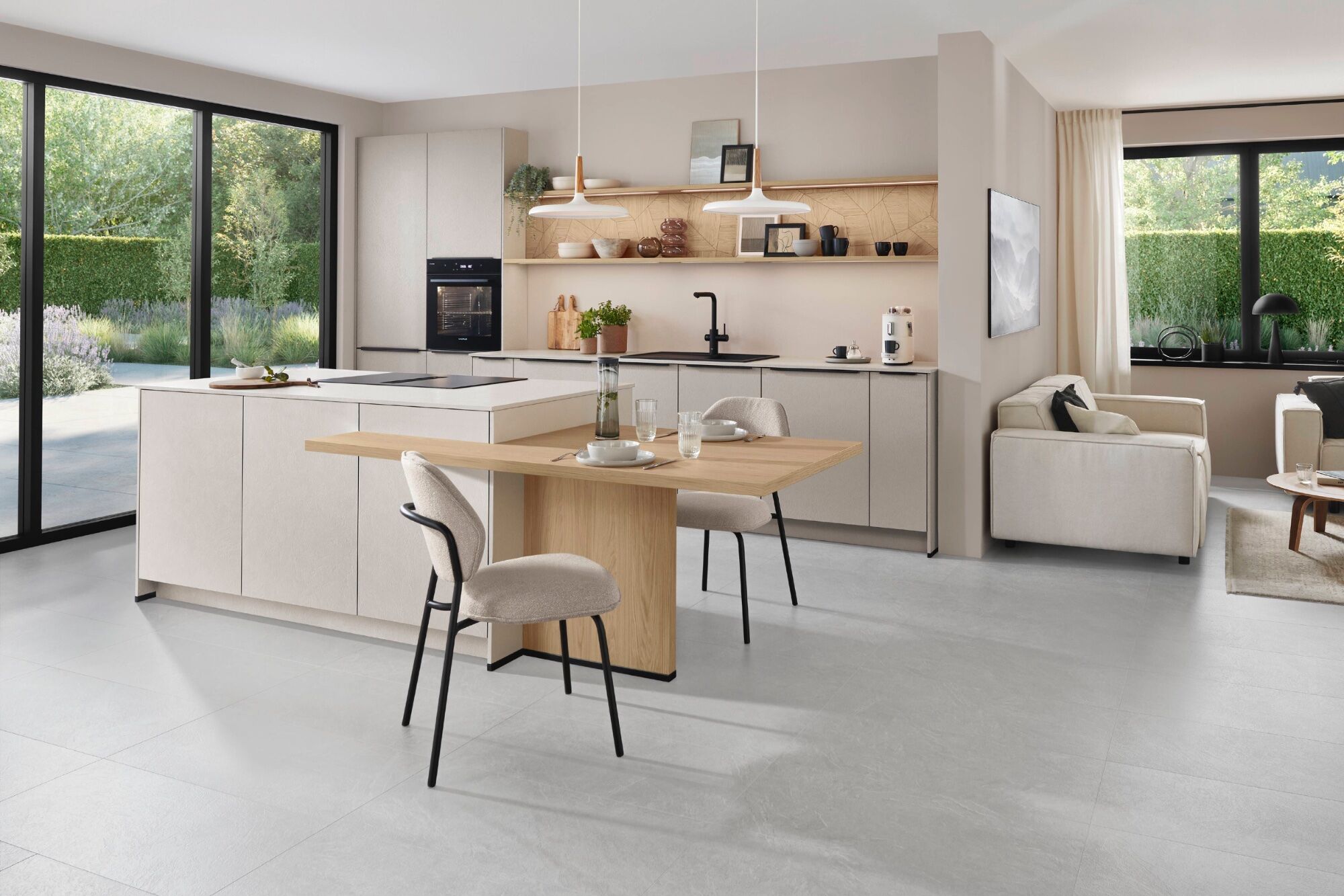 Nobilia Look Designkueche Beige mit Kochinsel
