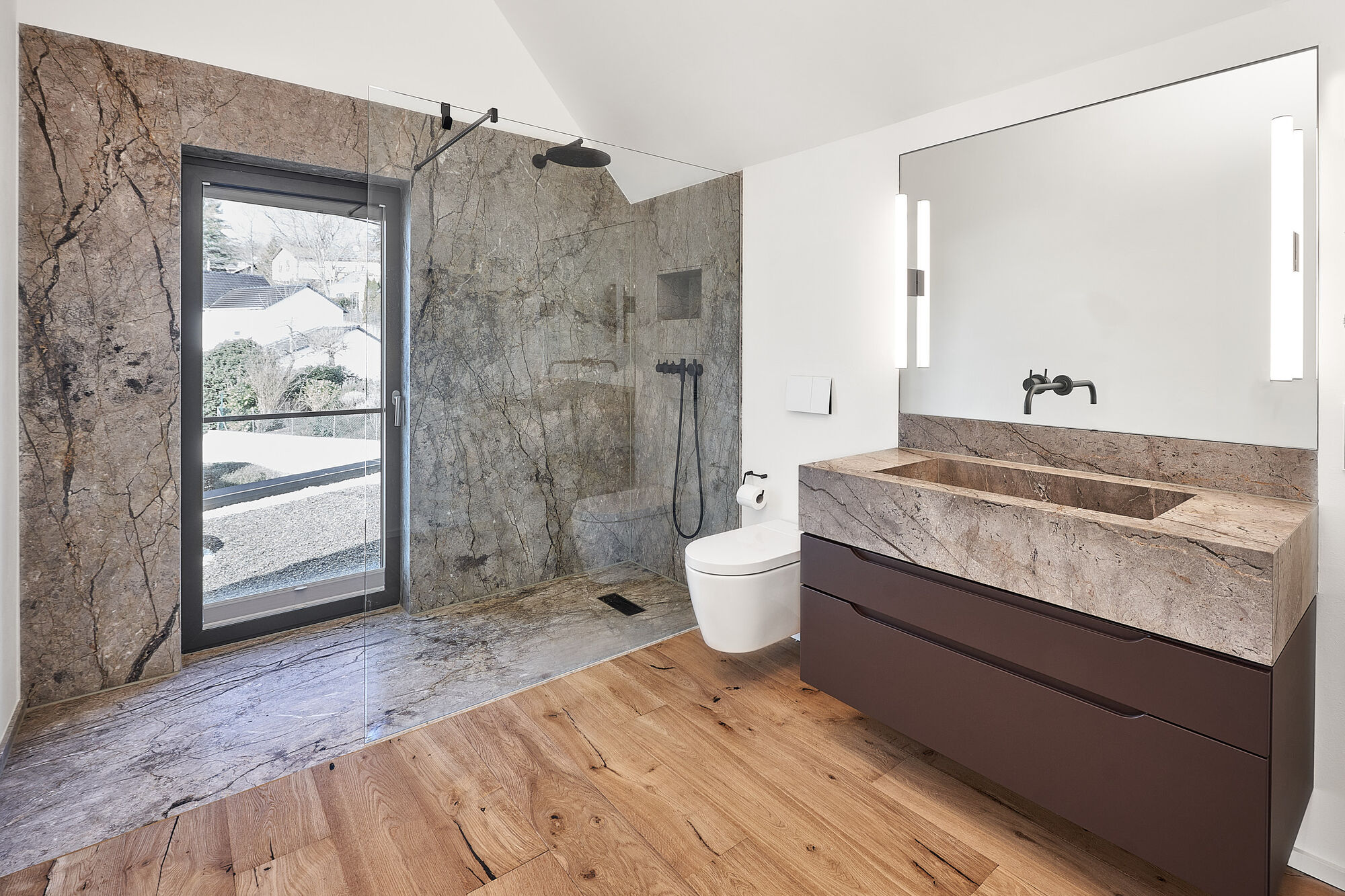 natursteine-zimmer-badezimmer-monte-casino